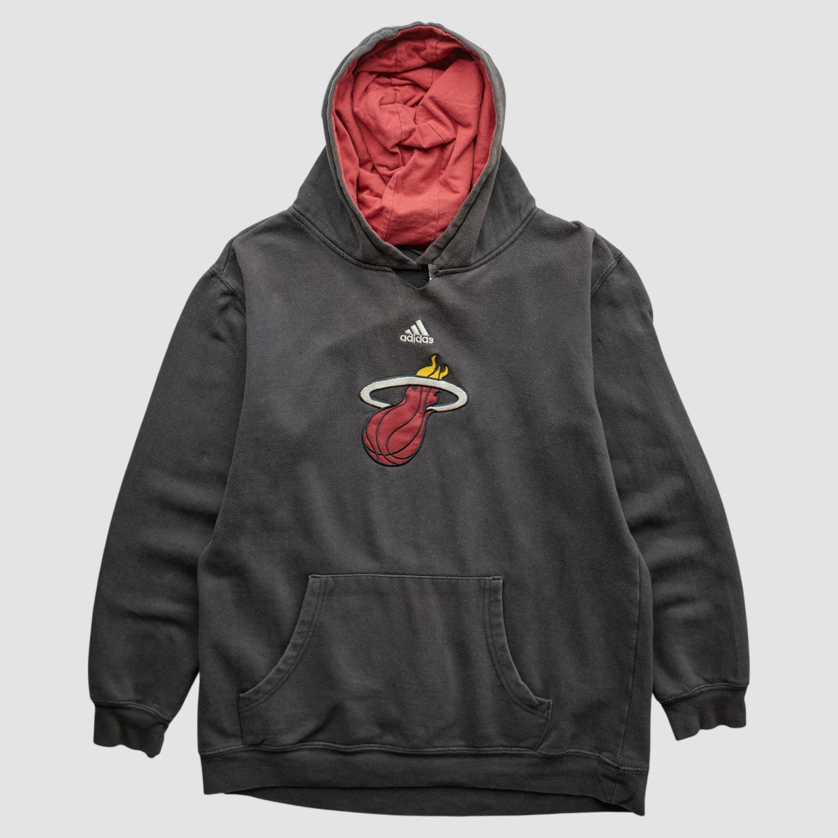 Miami Heat 2000s Pullover Sweatshirt Charcoal Vintage