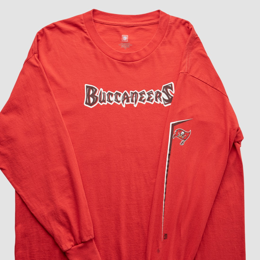 Tampa Bay Buccaneers NFL 2000s Long Sleeve T-Shirt Red Vintage