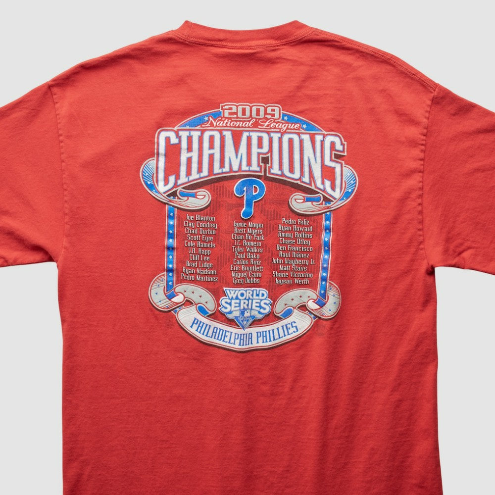 Philadelphia Phillies Majestic 2009 T-Shirt - Red - M by Fanatics Real Vintage T-shirts
