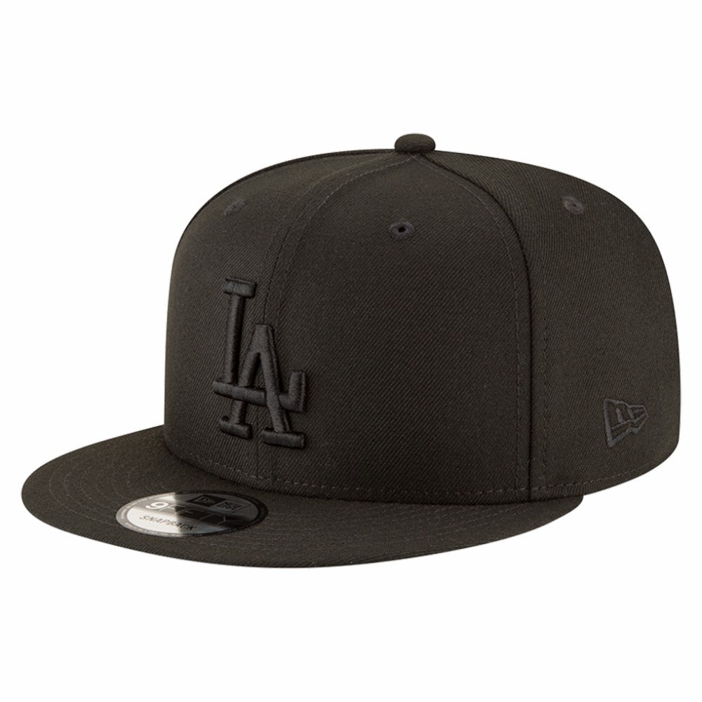 Los Angeles Dodgers New Era 2024/25 Back-to-Back Champions Circle Side Patch 9FIFTY Snapback Hat - Black Hats