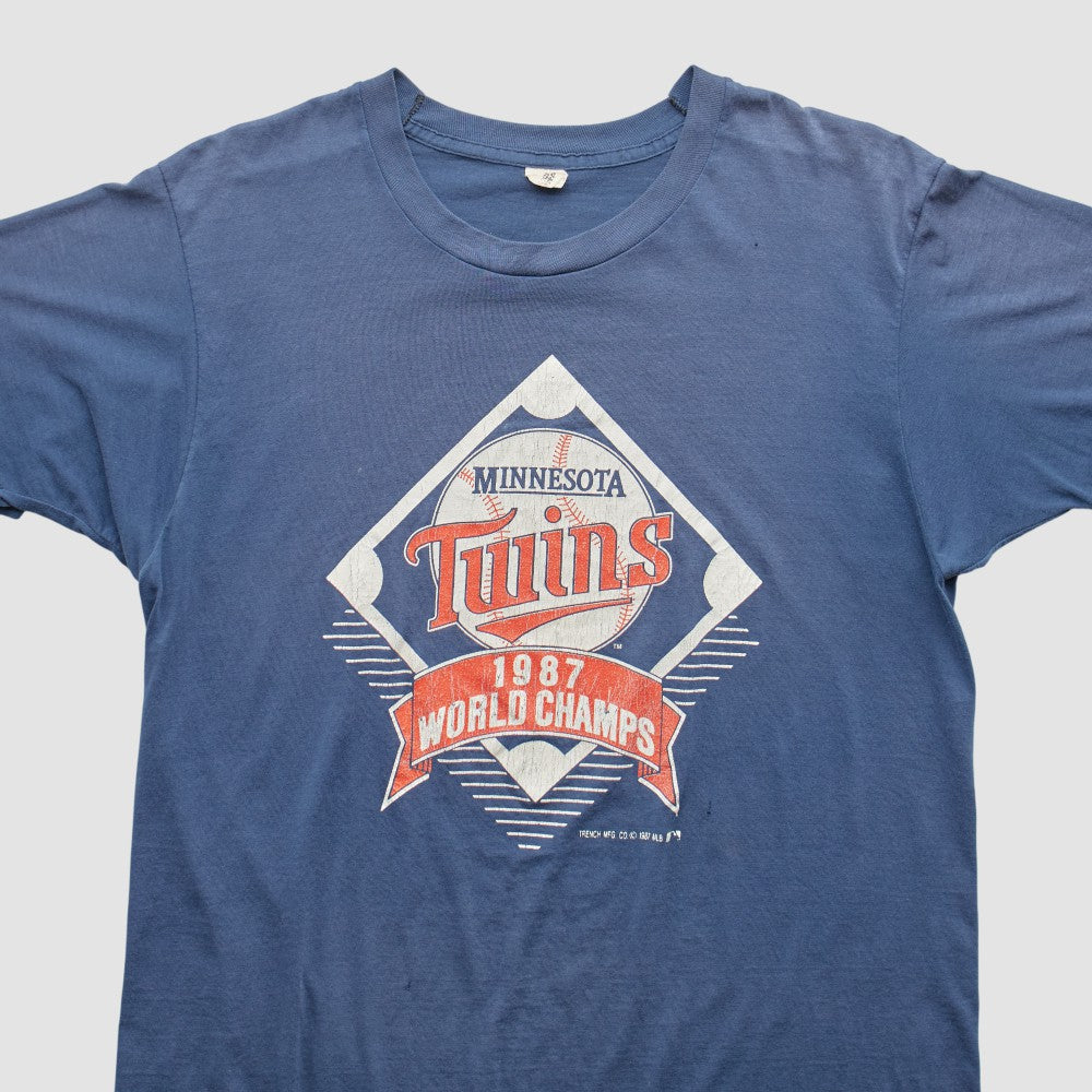 Minnesota Twins Trench 1987 T-shirt - Blue - S by Fanatics Real Vintage T-shirts