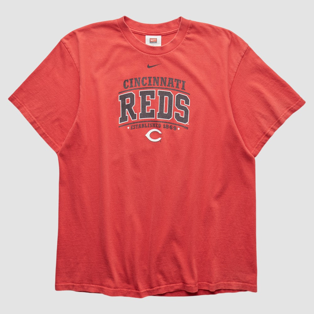 Cincinnati Reds Nike 2000s T-shirt - Red - M by Fanatics Real Vintage T-shirts