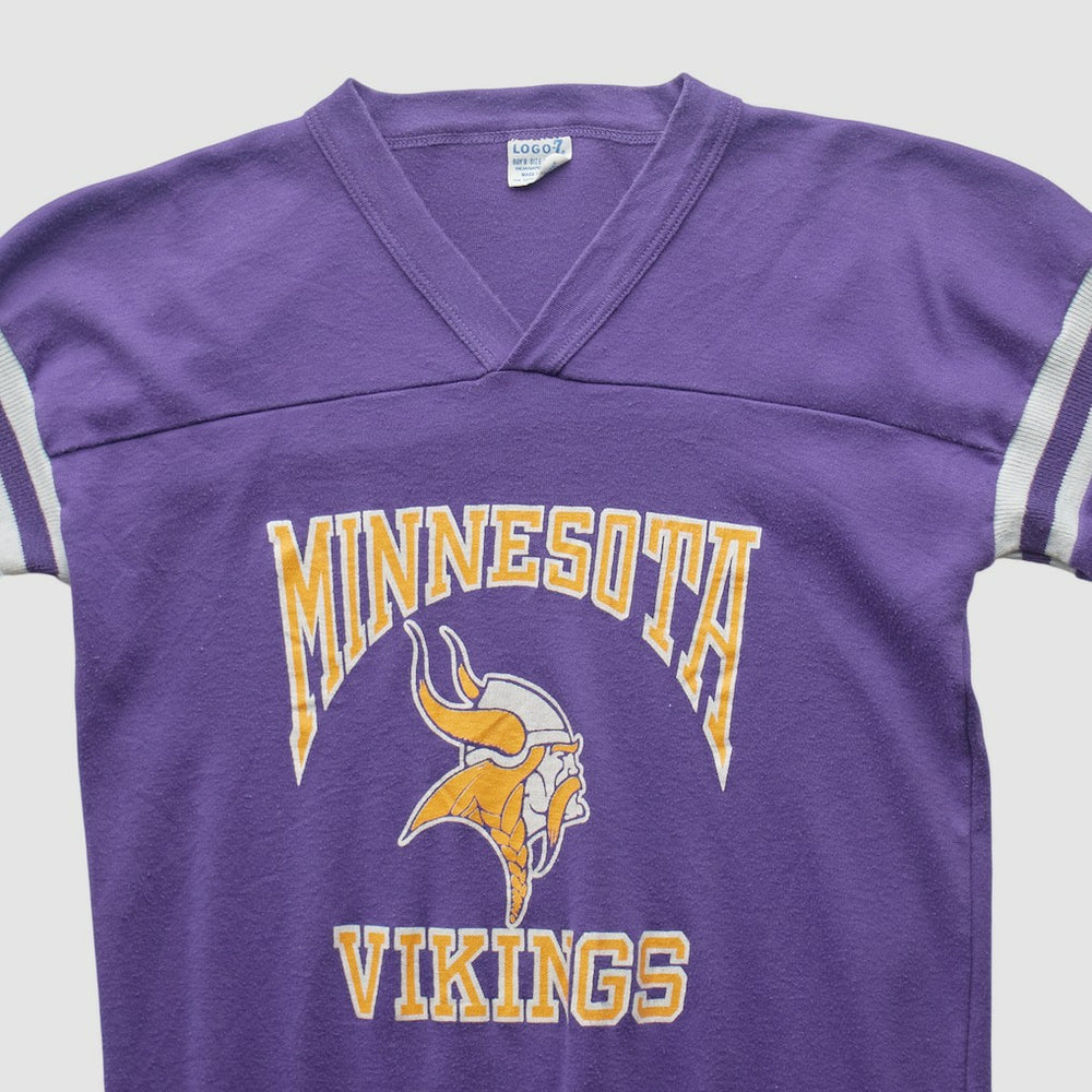 Minnesota Vikings Logo 7 90s T-shirt Purple Vintage