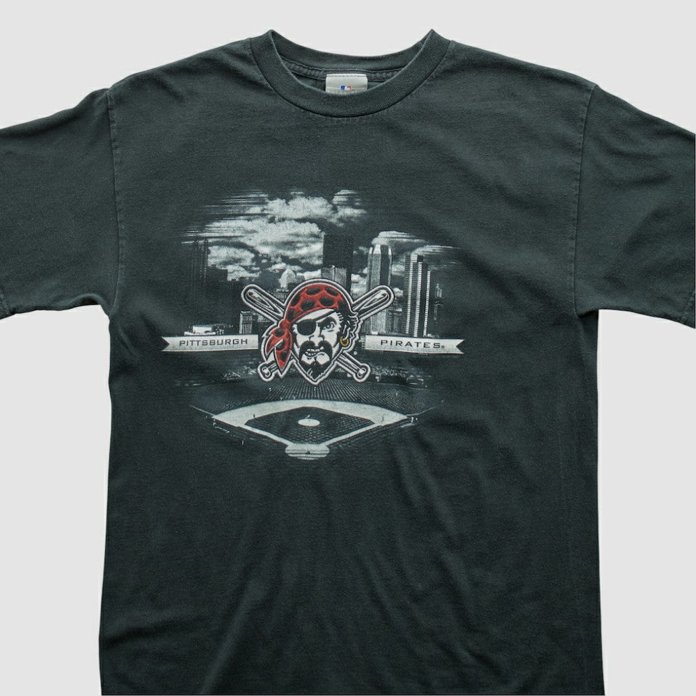 Pittsburgh Pirates MLB 2000s T-shirt - Black - S by Fanatics Real Vintage T-shirts