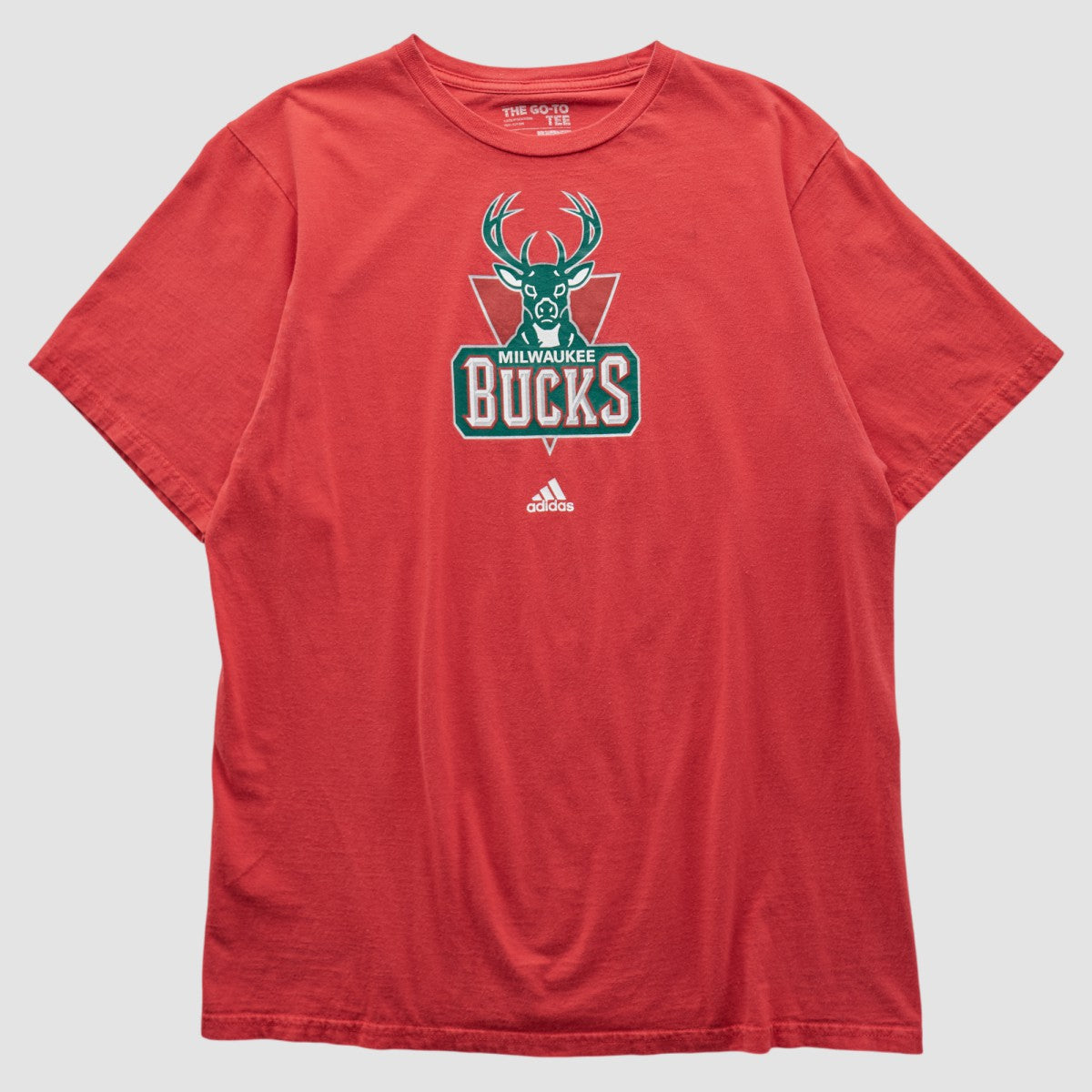 Milwaukee Bucks 2010s T-shirt Red Vintage