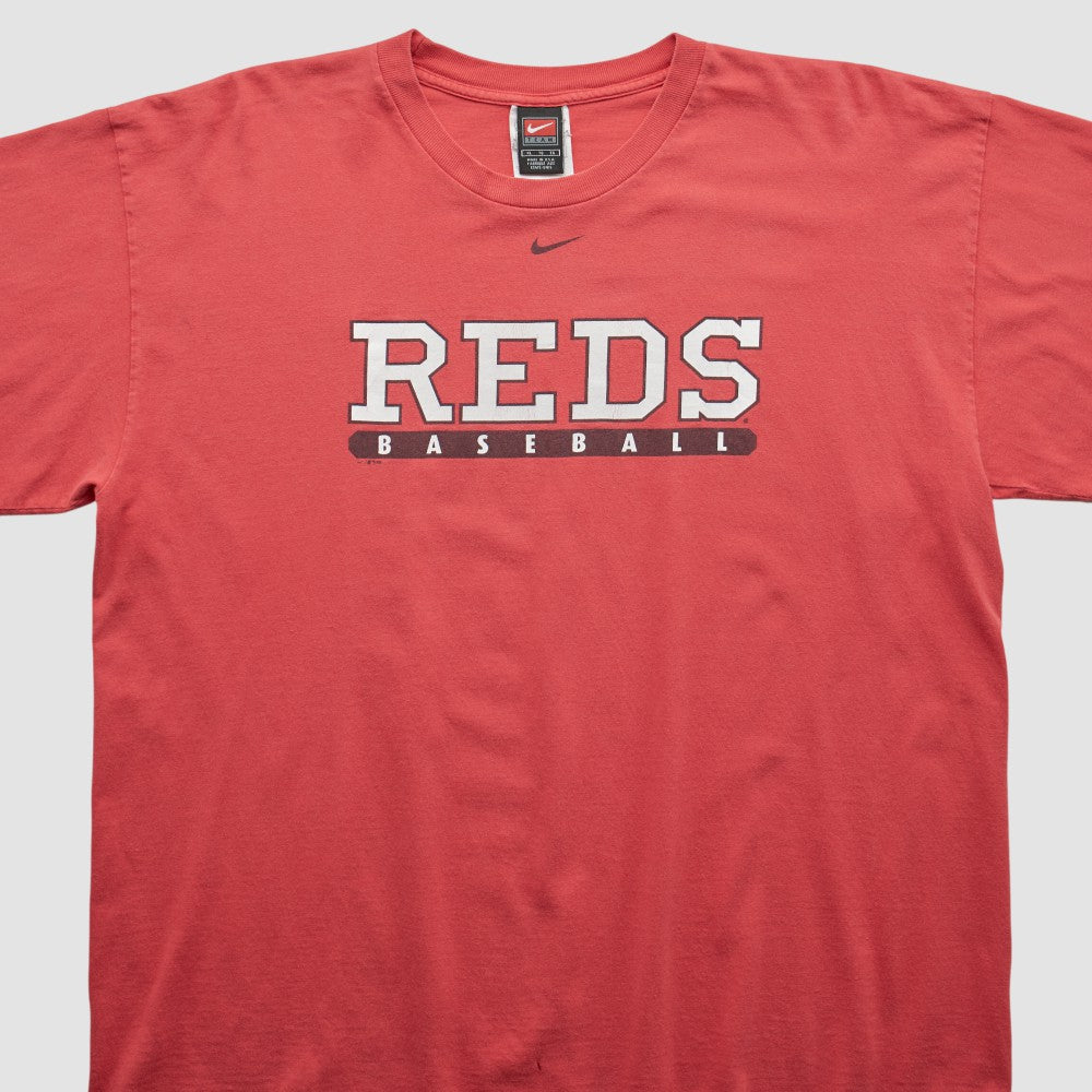 Cincinnati Reds Nike 2000s T-shirt - Red - XL by Fanatics Real Vintage T-shirts