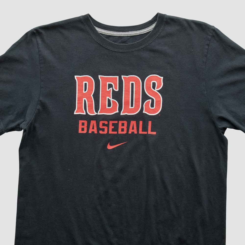 Cincinnati Reds Nike 2010s T-shirt - Black - M by Fanatics Real Vintage T-shirts
