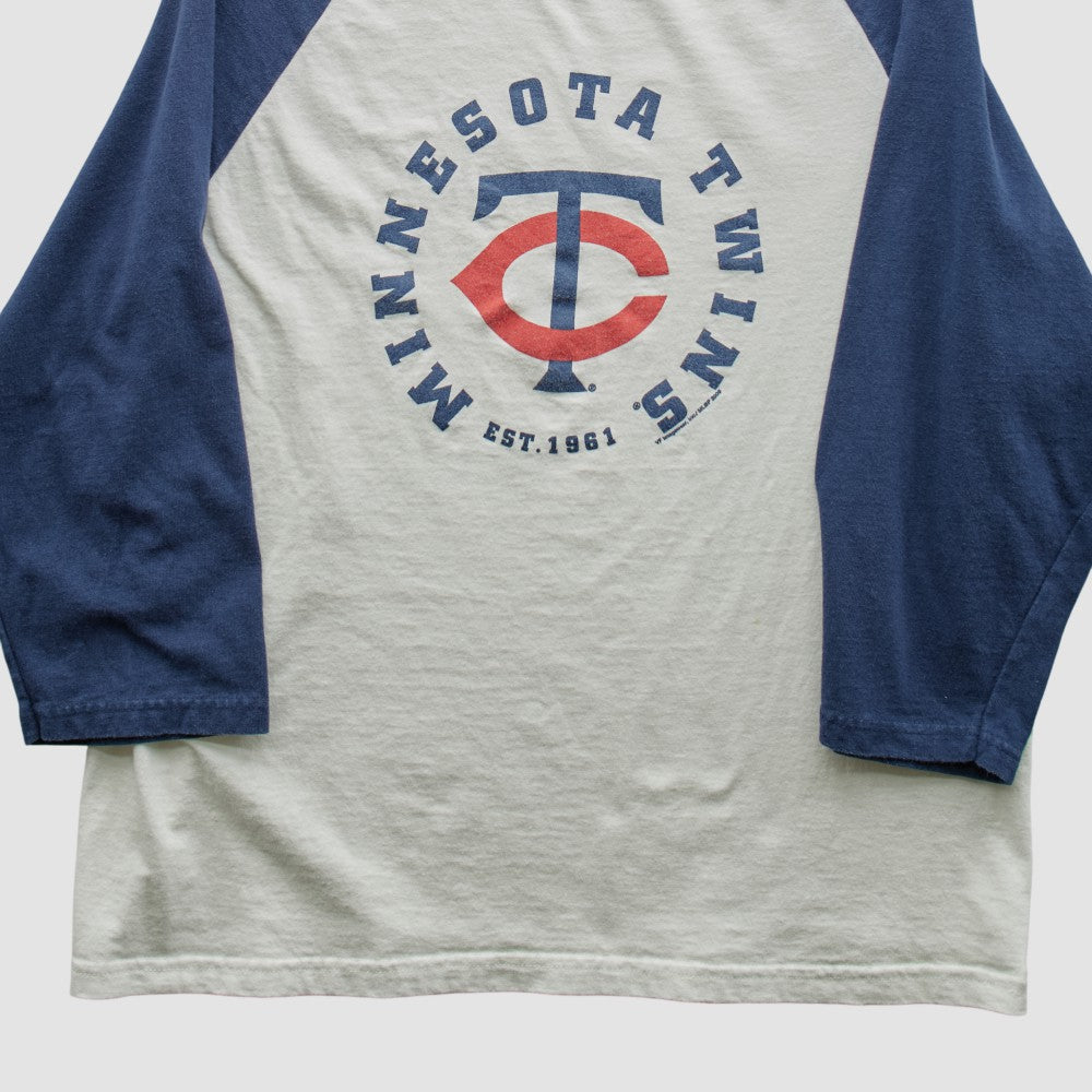Minnesota Twins Genuine Merchandise 2009 T-shirt - White - S by Fanatics Real Vintage T-shirts