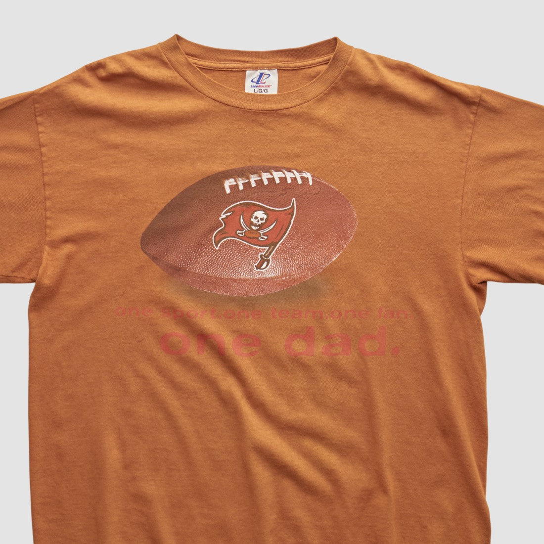 Tampa Bay Buccaneers Logo Athletic 2000s T-shirt Orange Vintage