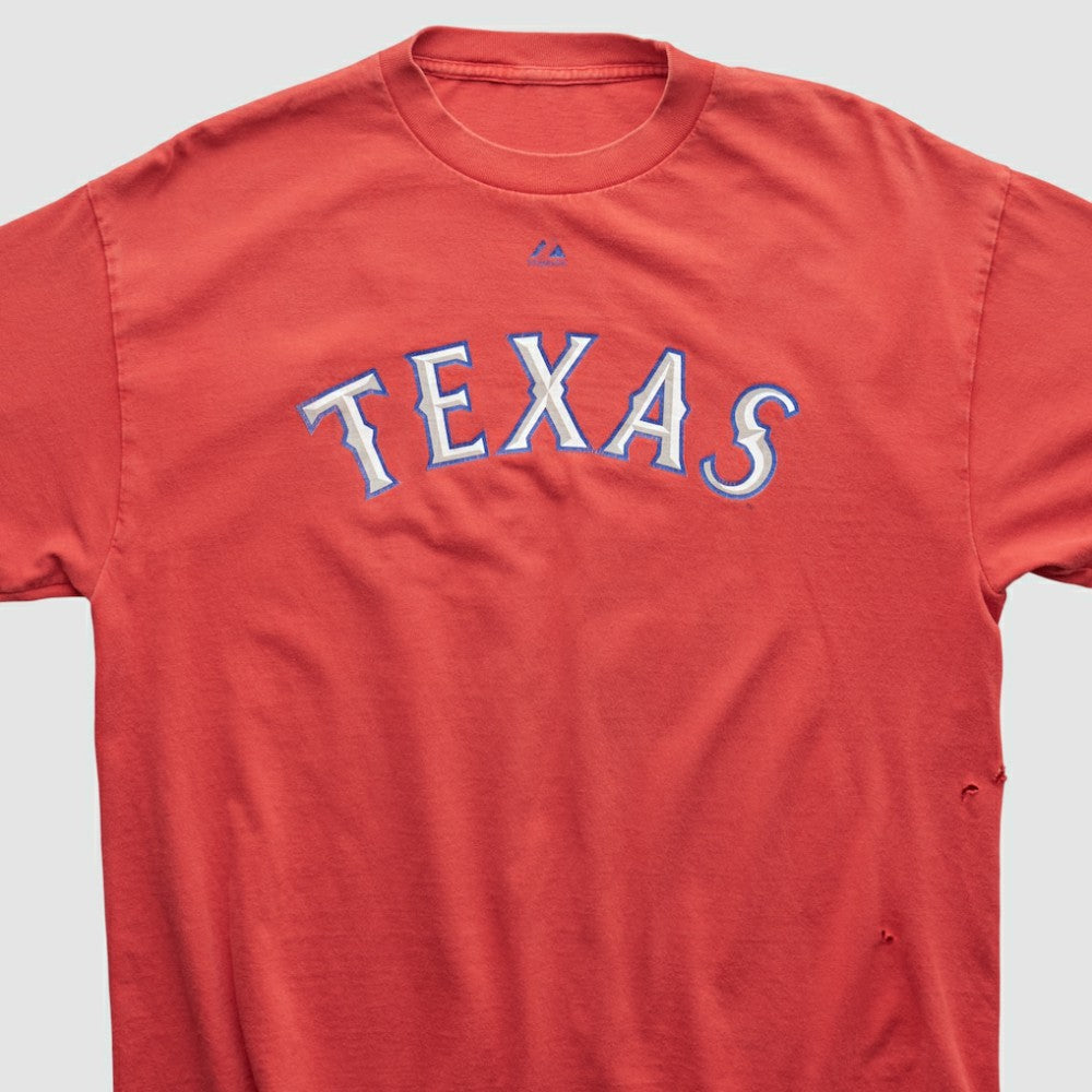 Texas Rangers Majestic 2000s T-shirt - Red - L by Fanatics Real Vintage T-shirts
