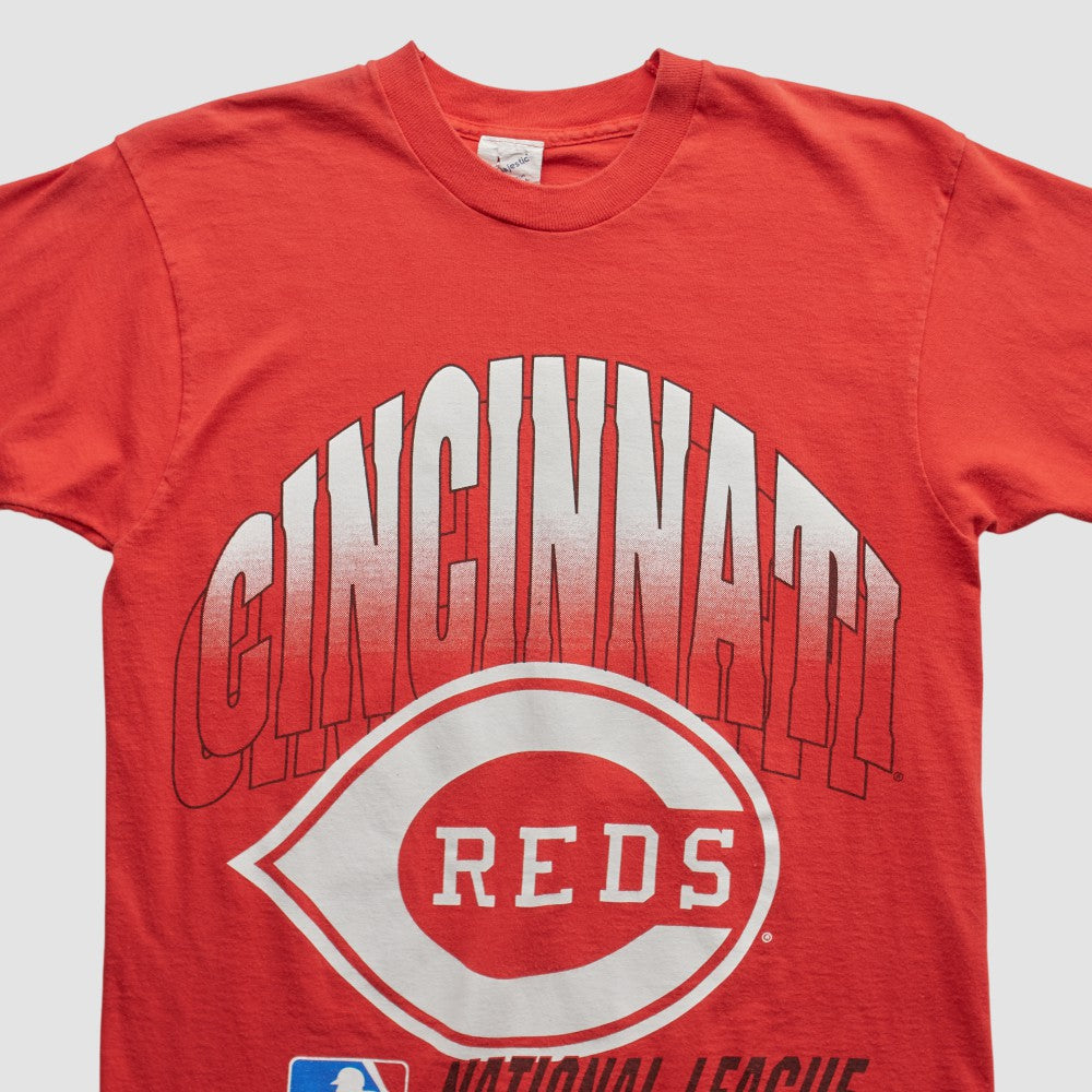 Cincinnati Reds Majestic 90s T-shirt - Red - S by Fanatics Real Vintage T-shirts