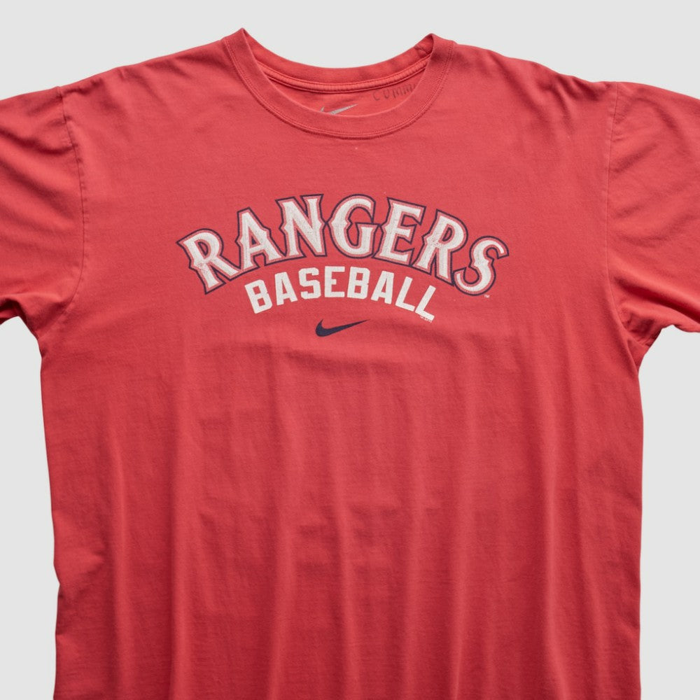 Texas Rangers Nike 2000s T-shirt - Red - L by Fanatics Real Vintage T-shirts