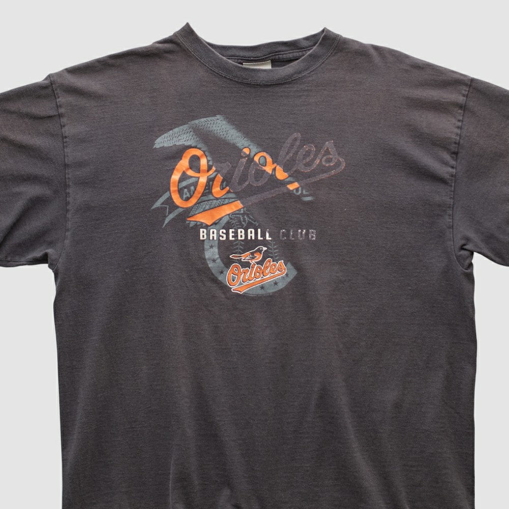 Baltimore Orioles Genuine Merchandise 2000s T-shirt - Charcoal - M by Fanatics Real Vintage T-shirts