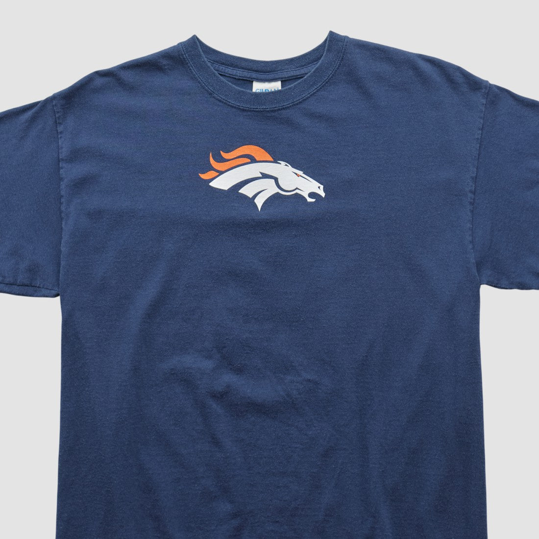 Denver Broncos Gildan 2010s T-shirt Navy Vintage