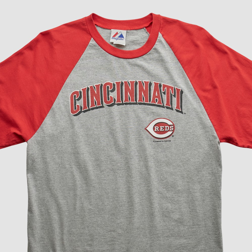 Cincinnati Reds Majestic 2000s T-shirt - Heather Gray - M by Fanatics Real Vintage T-shirts
