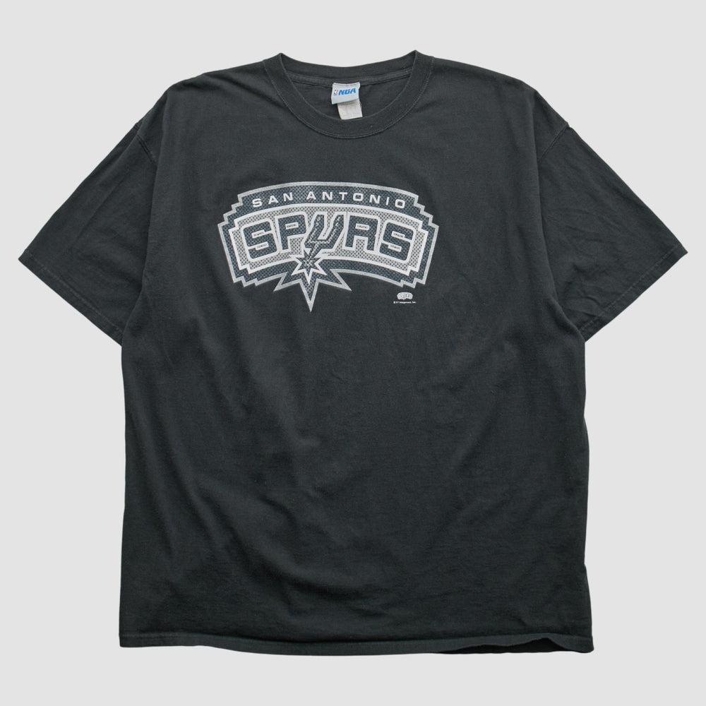 San Antonio Spurs NBA 2000s T-shirt Black Vintage