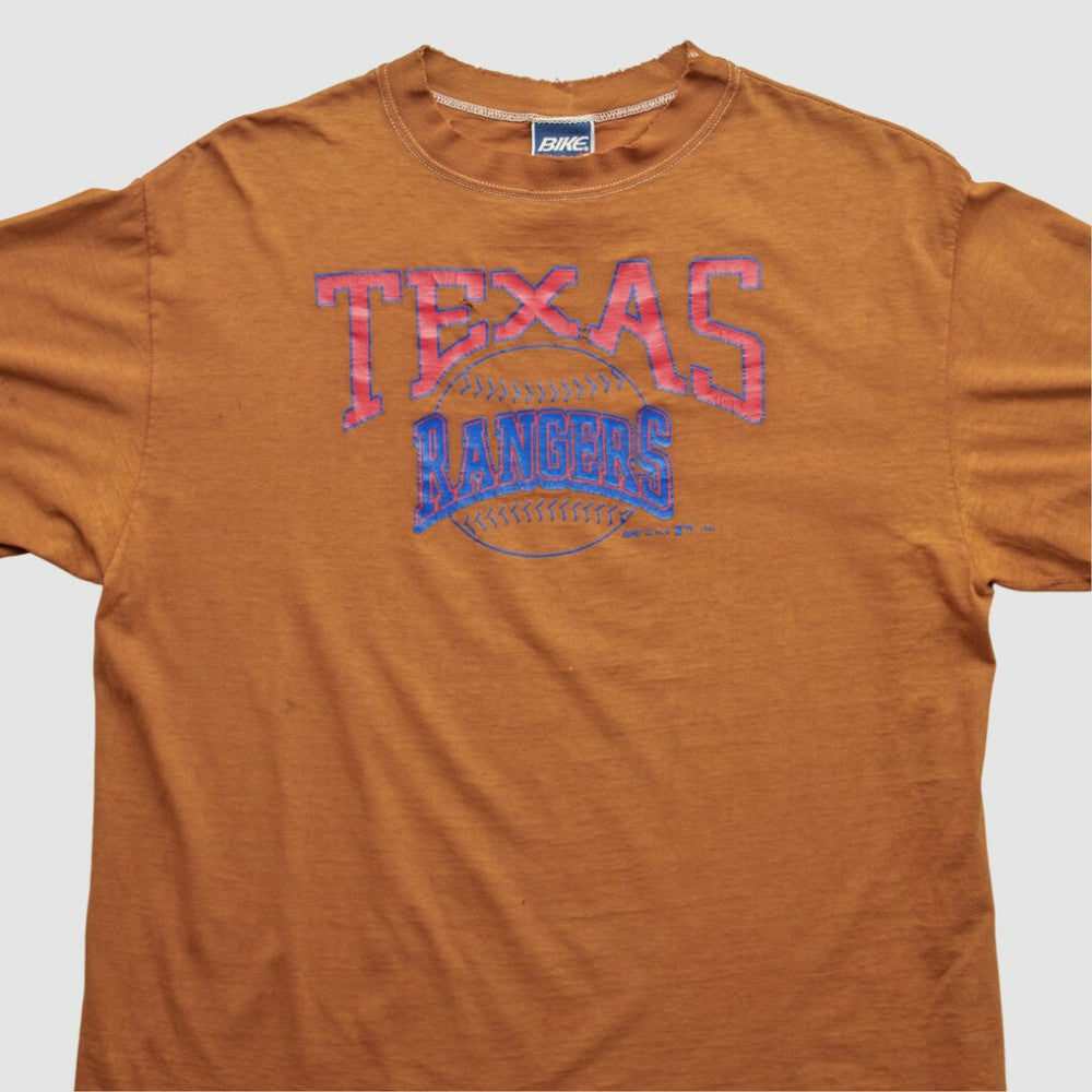 Texas Rangers Bike 90s T-shirt - Orange - M by Fanatics Real Vintage T-shirts