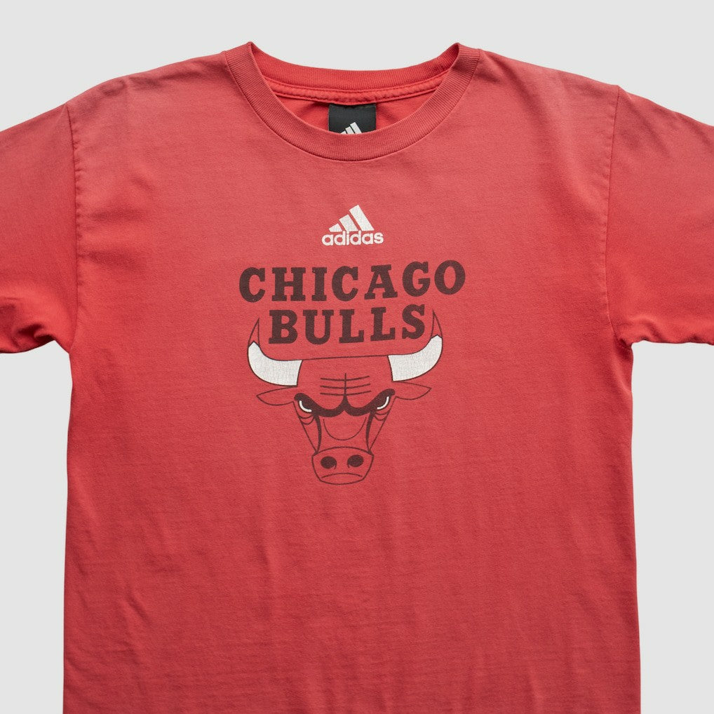 Chicago Bulls 2010s T-shirt Red Vintage