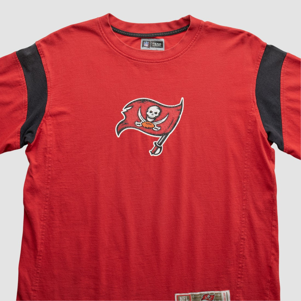Tampa Bay Buccaneers NFL 2000s T-shirt Red Vintage