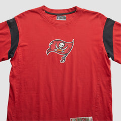 Tampa Bay Buccaneers NFL 2000s T-shirt Red Vintage