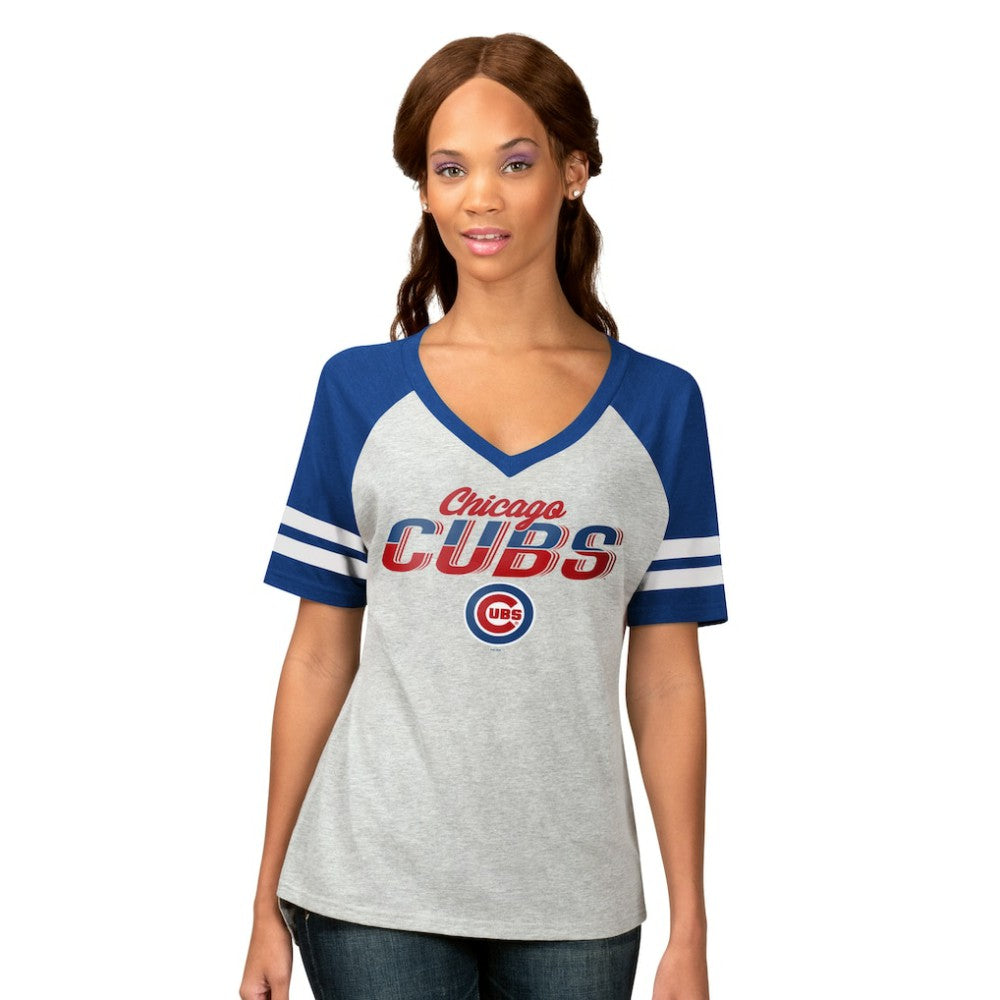 Chicago Cubs G-III 4Her by Carl Banks Women's Goal Line Raglan V-Neck T-Shirt - Heather Gray T-shirts