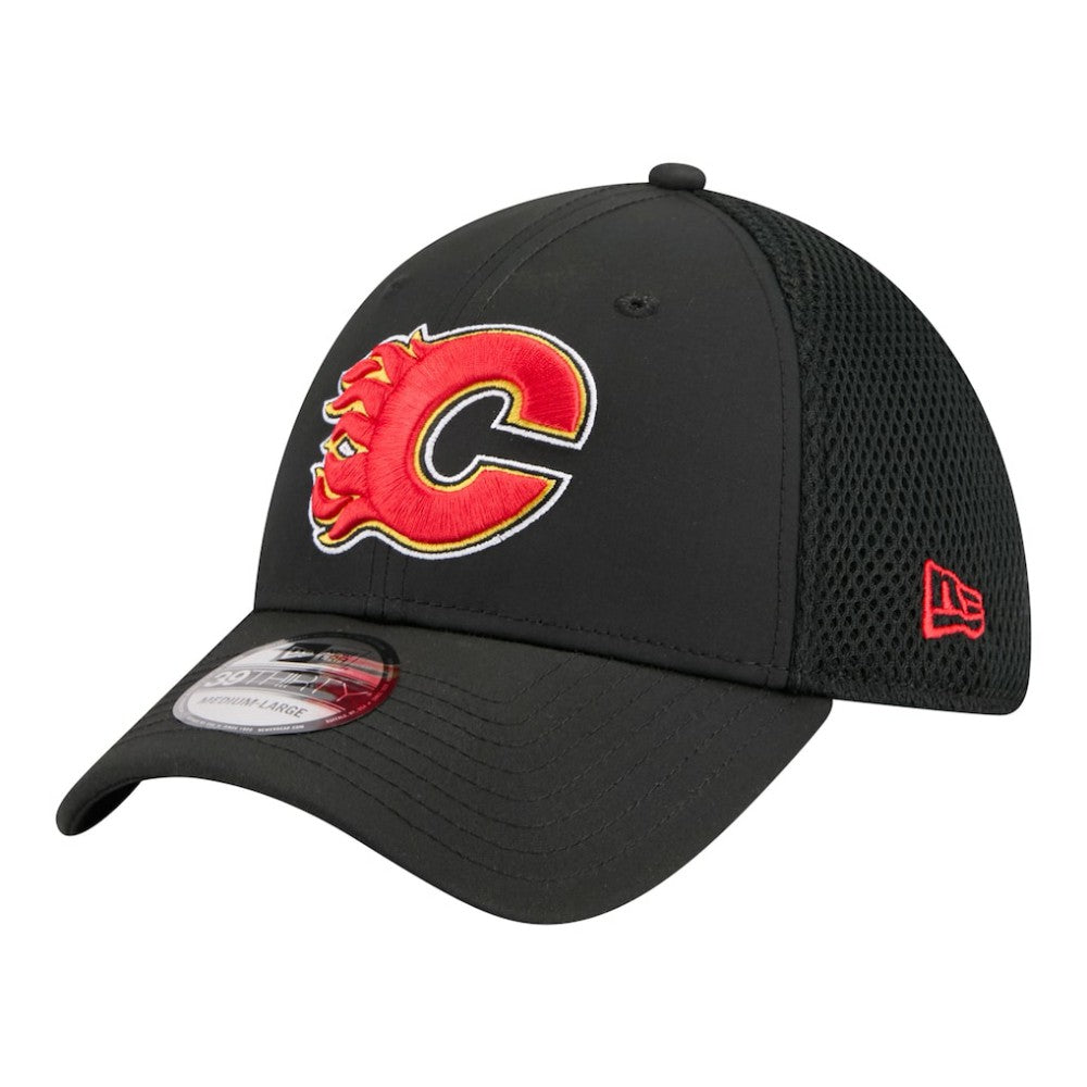 NHL Calgary Flames New Era Logo 39THIRTY Flex Hat - Black