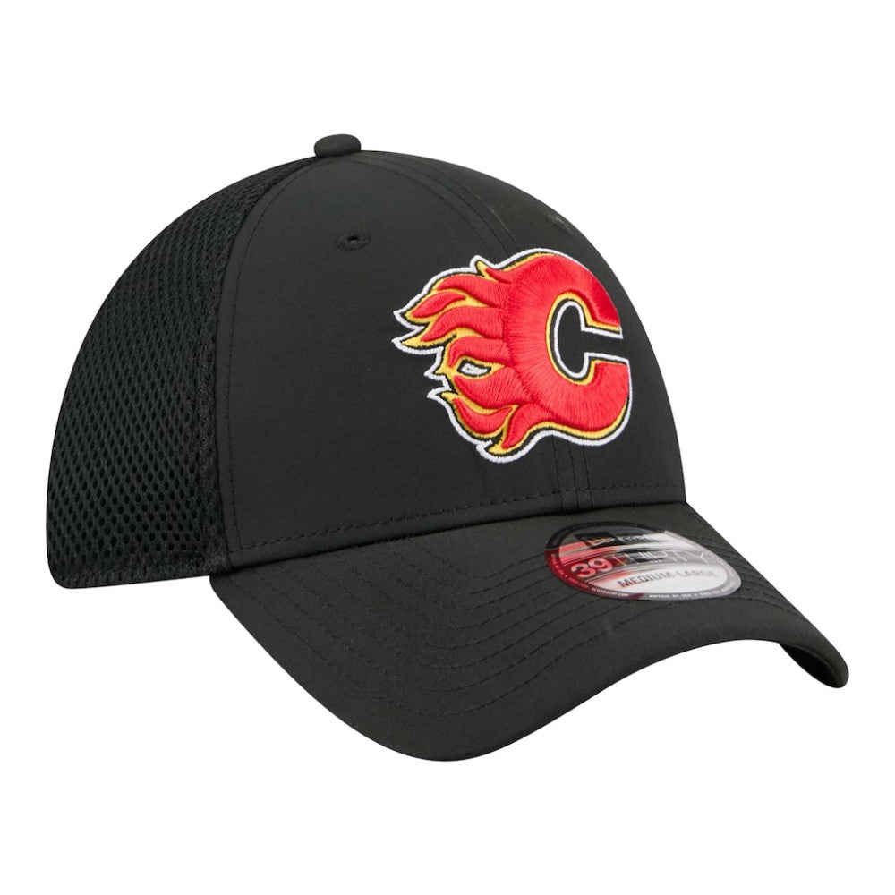 NHL Calgary Flames New Era Logo 39THIRTY Flex Hat - Black