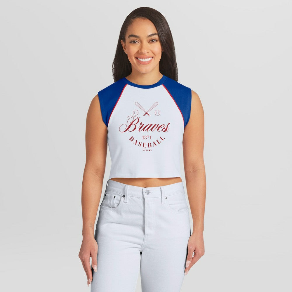 Atlanta Braves WEAR by Erin Andrews Women's Cooperstown Cropped Raglan Tank Top - White Tanks