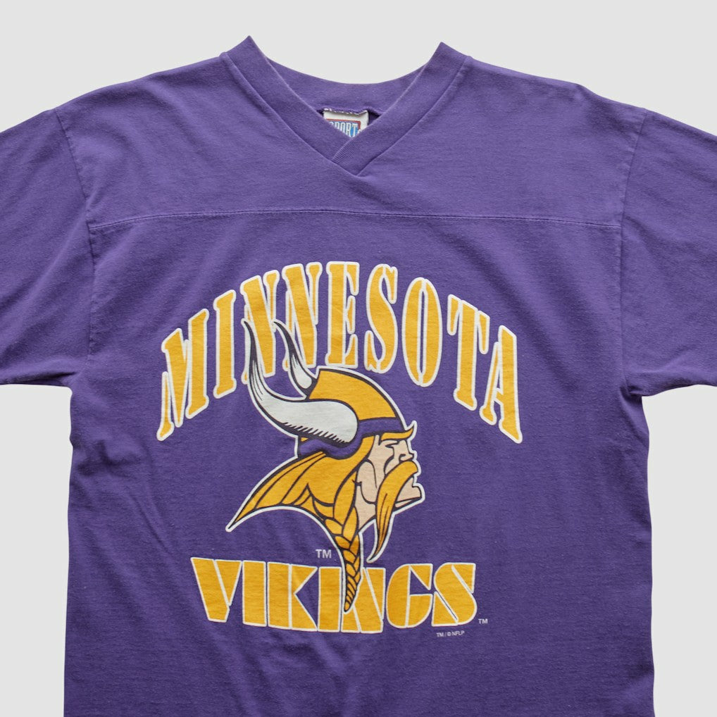 Minnesota Vikings Sport Attack 90s T-shirt Purple Vintage