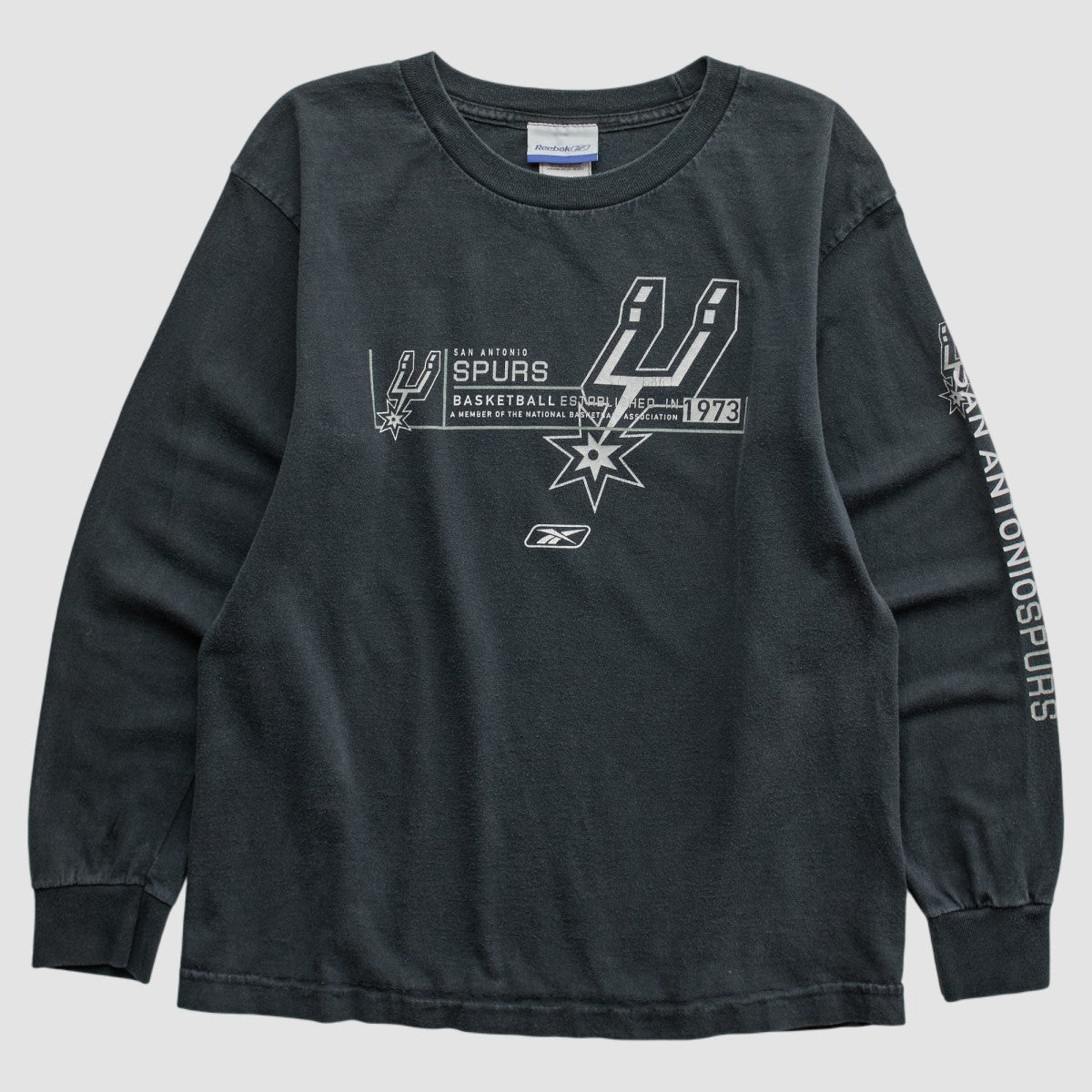 San Antonio Spurs Reebok 2000s Long Sleeve T-shirt Black Vintage
