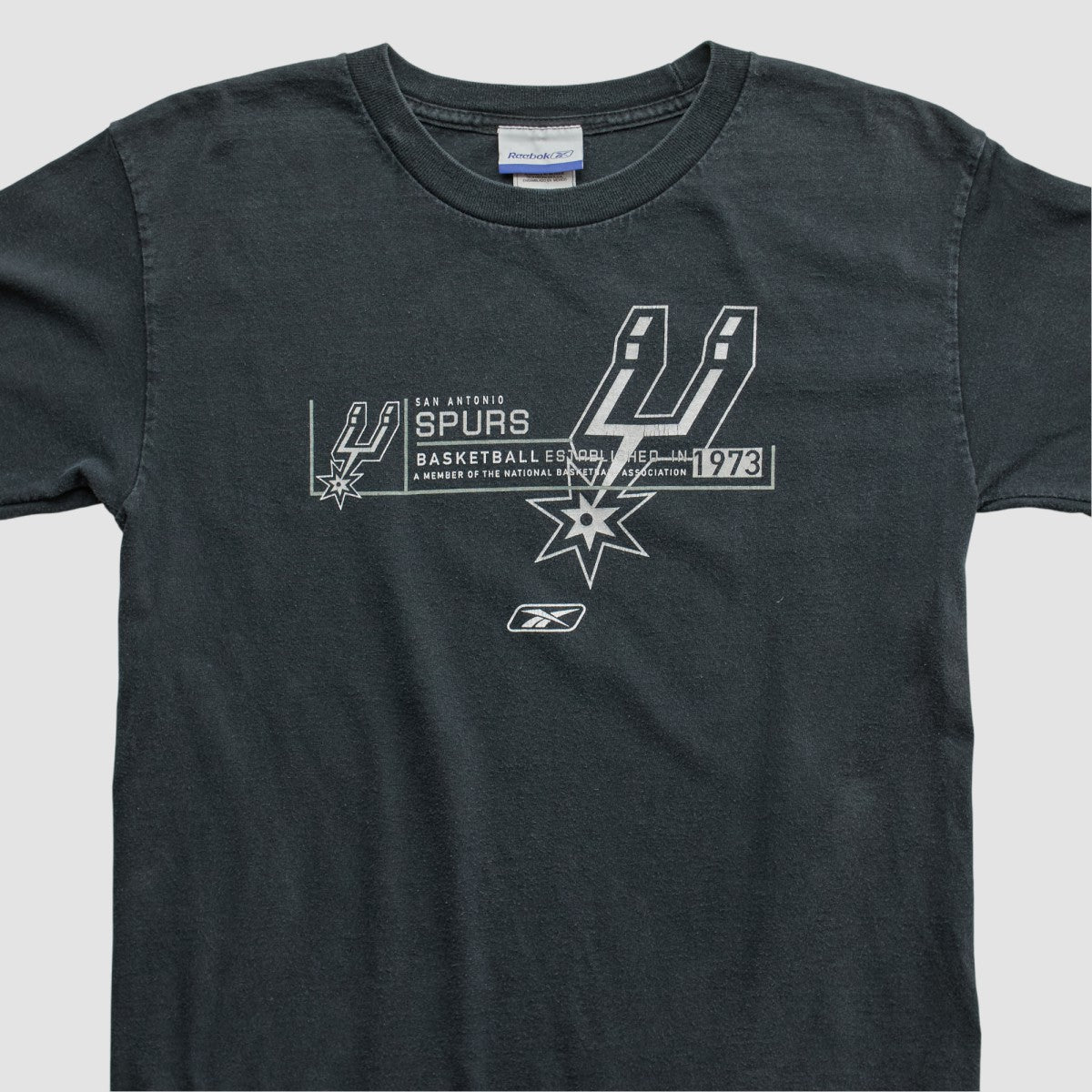 San Antonio Spurs Reebok 2000s Long Sleeve T-shirt Black Vintage