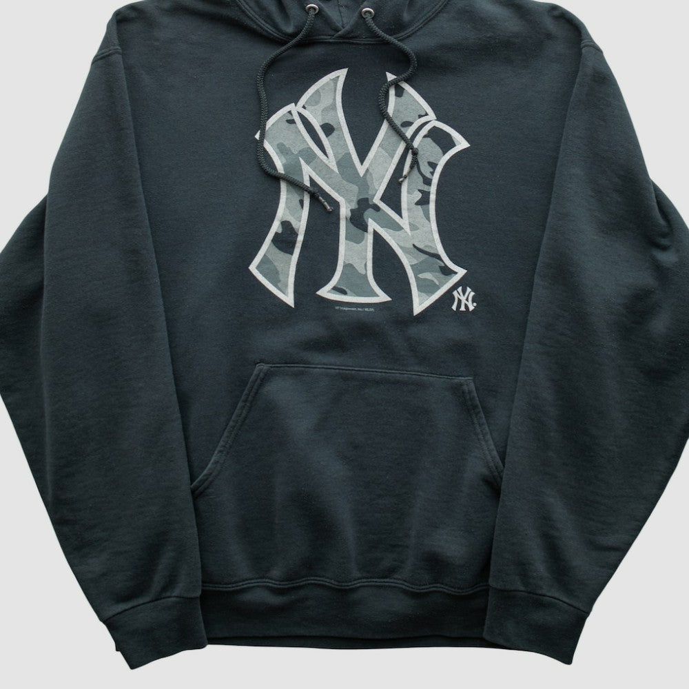 New York Yankees Genuine Merchandise 2010s Hooded Pullover Sweatshirt - Black - XS by Fanatics Real Vintage Pullover