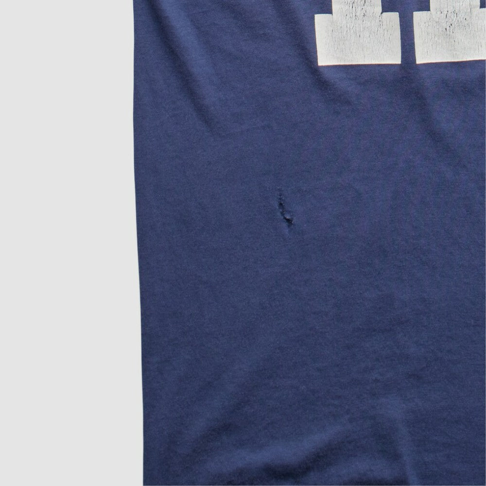 Atlanta Braves Swingster 90s T-shirt - Navy - S by Fanatics Real Vintage T-shirts