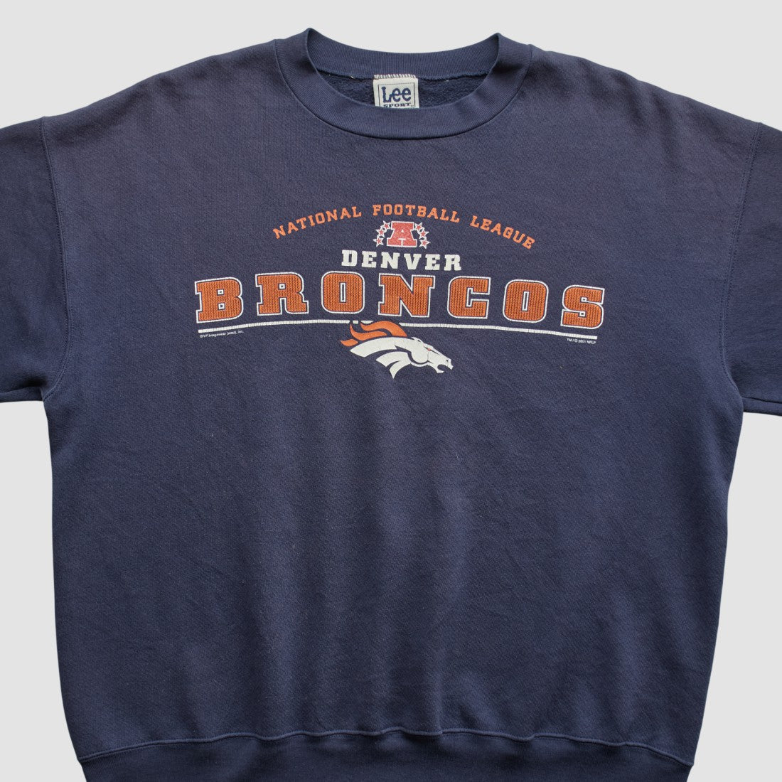 Denver Broncos Lee Apparel 2001 Pullover Sweatshirt Navy Vintage