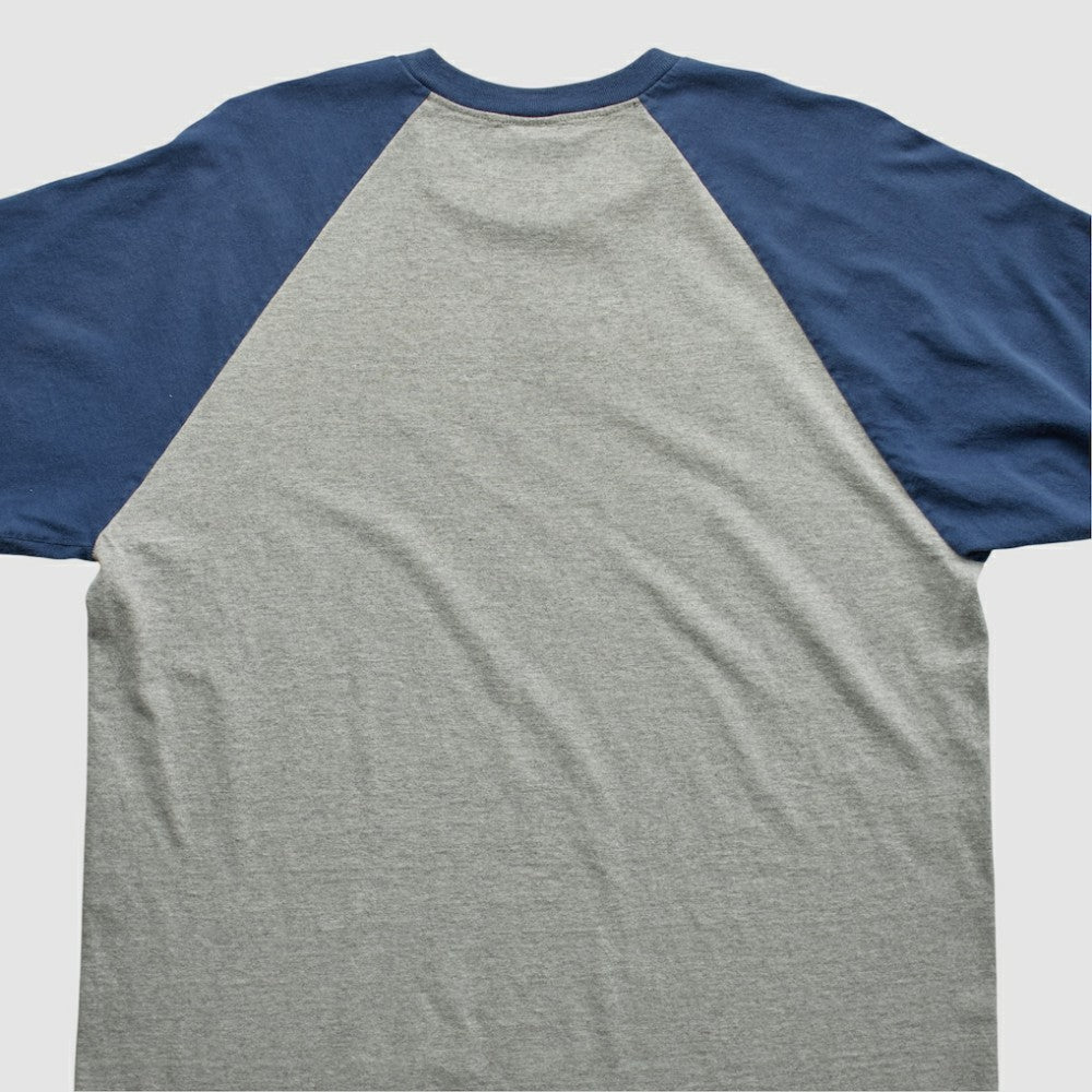 Chicago Cubs Lee Apparel 2000s T-shirt - Heather Gray - XL by Fanatics Real Vintage T-shirts
