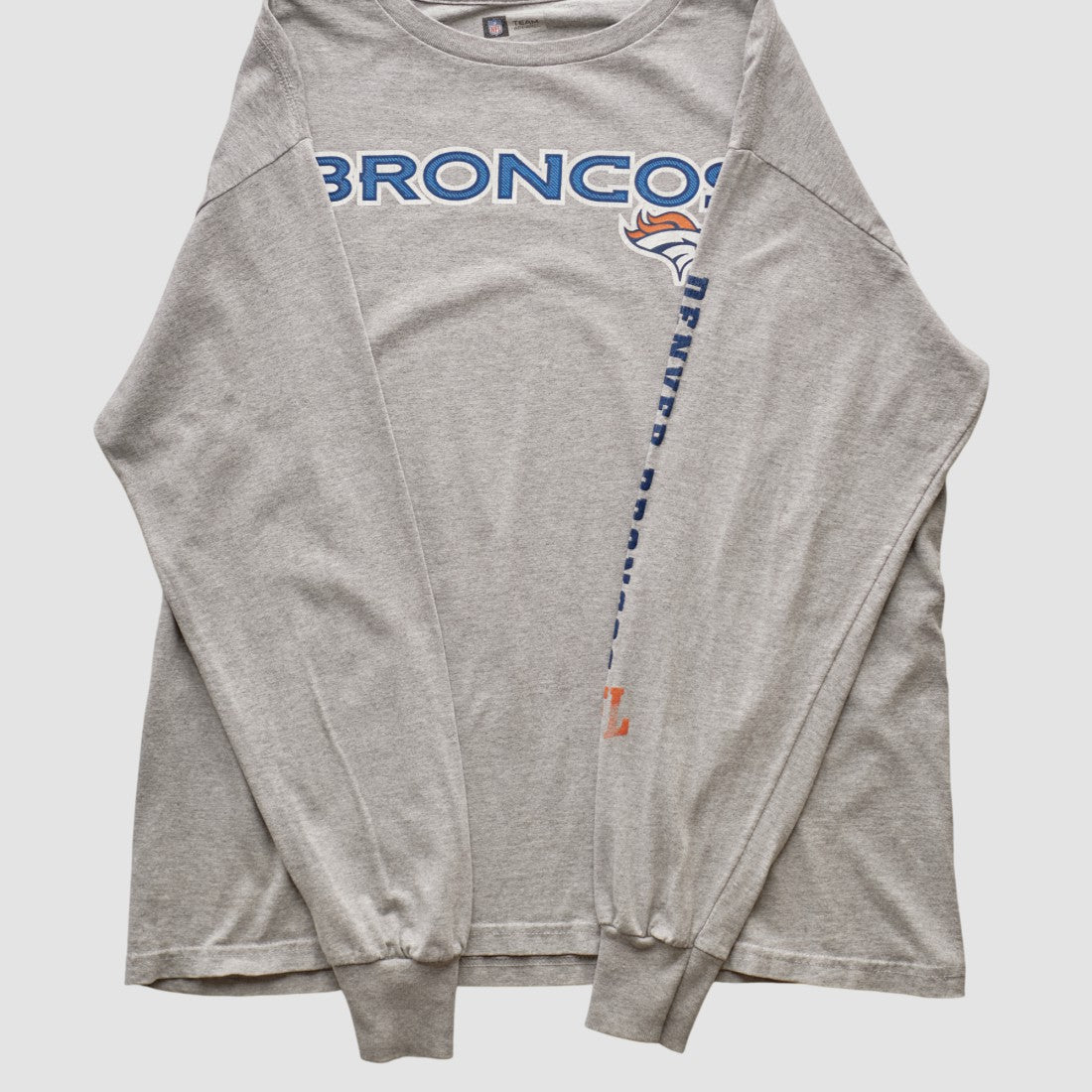 Denver Broncos NFL 2000s Long Sleeve T-shirt Heather Gray Vintage