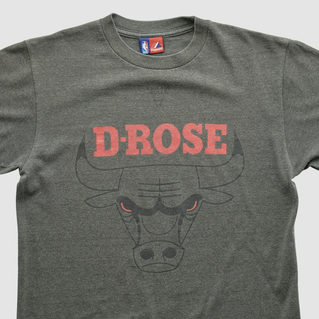 Chicago Bulls Majestic 2000s T-shirt Dark Heather Gray Vintage
