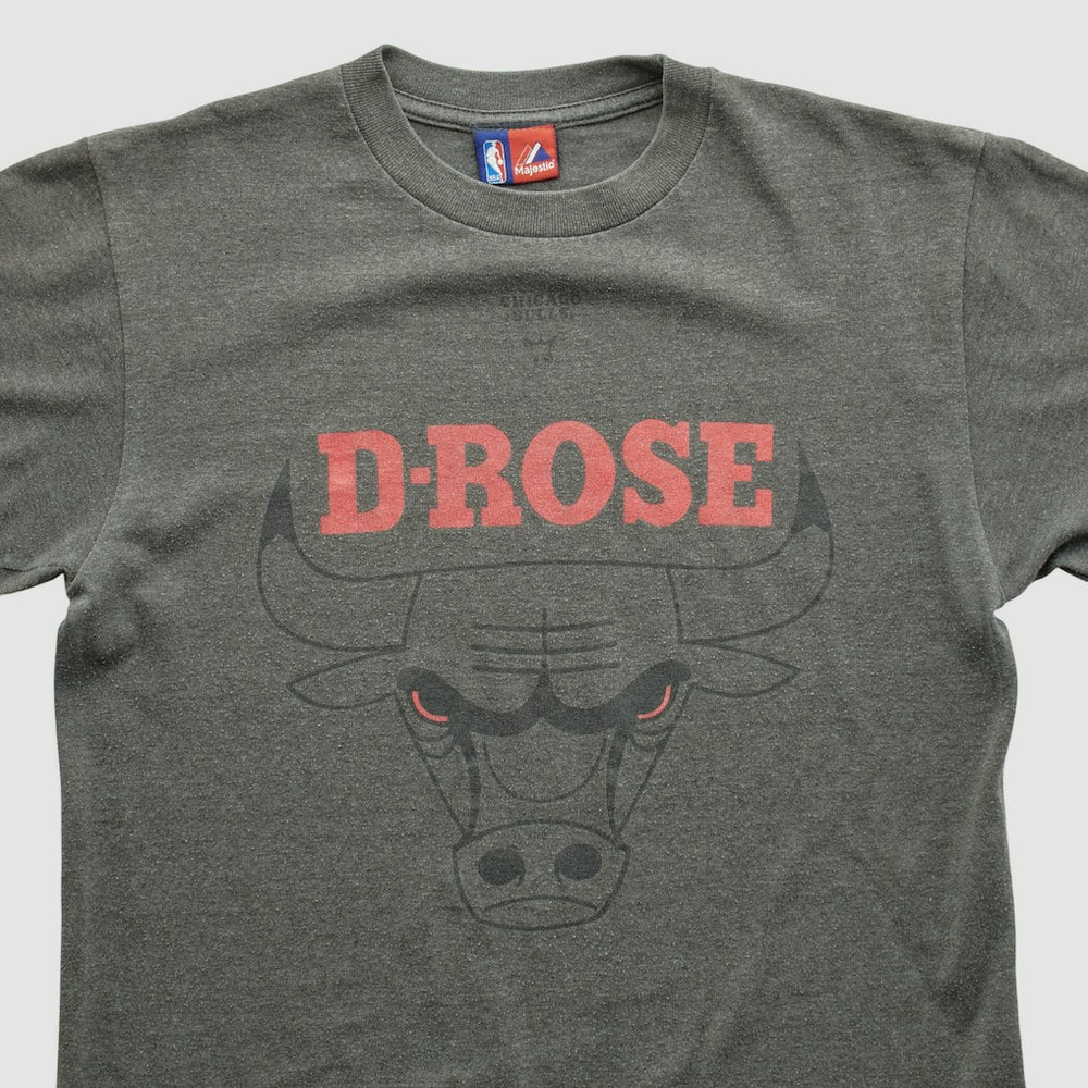 Chicago Bulls Majestic 2000s T-shirt Dark Heather Gray Vintage