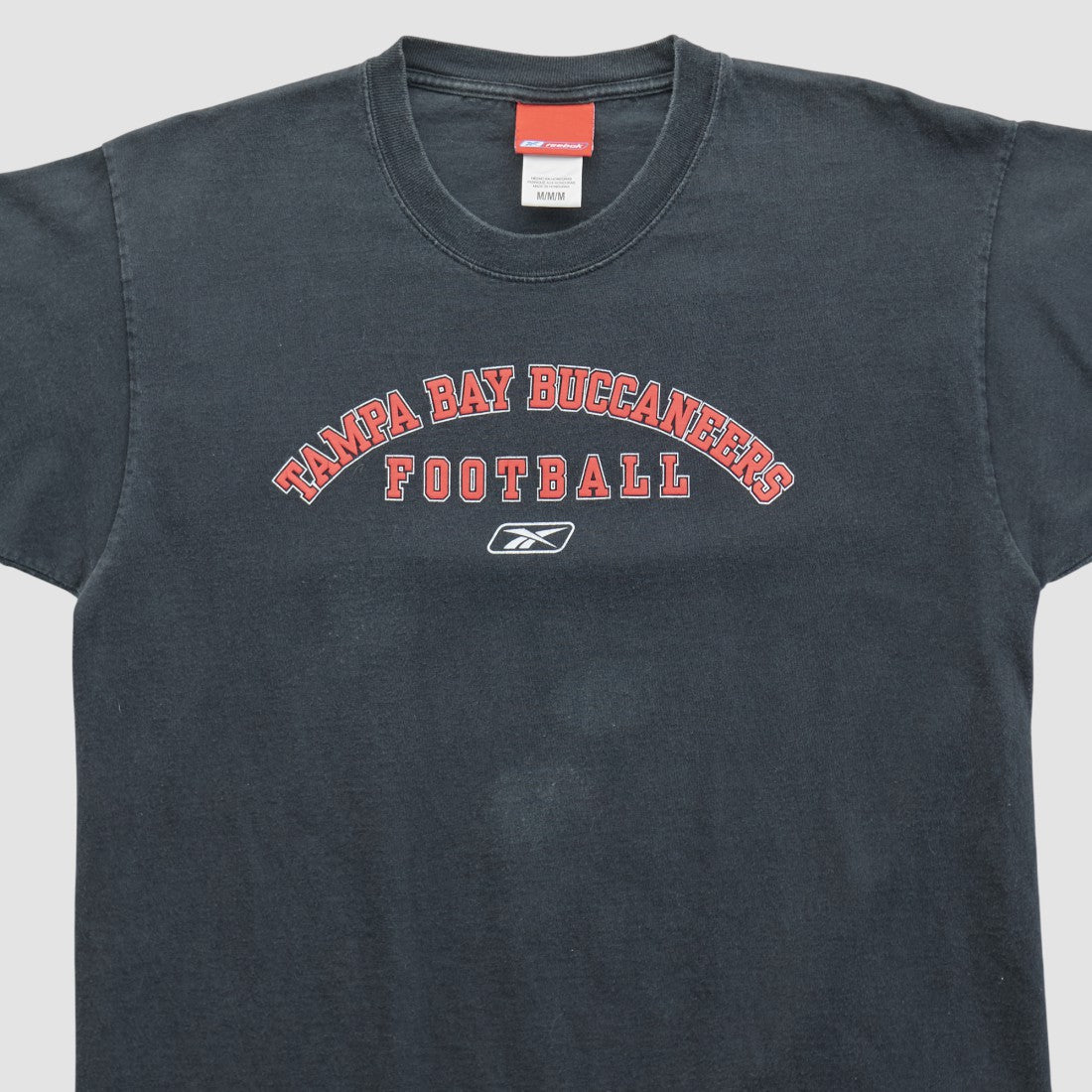 Tampa Bay Buccaneers Reebok 2000s T-shirt Black Vintage