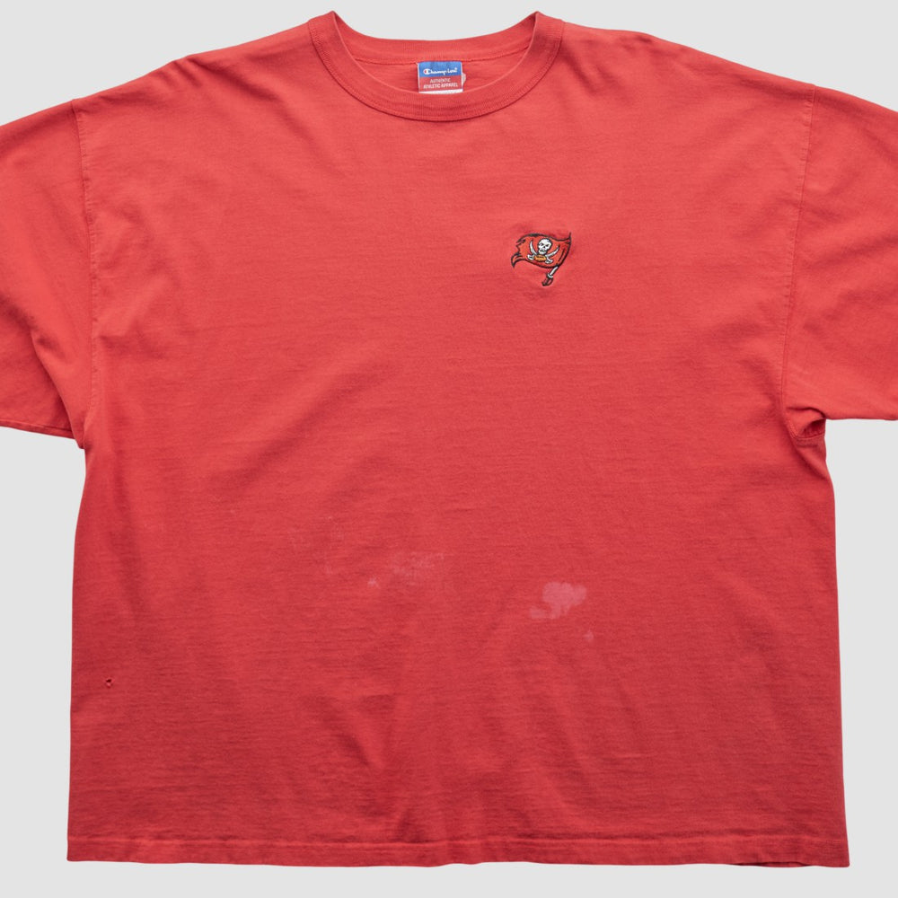 Tampa Bay Buccaneers Champion 2000s T-shirt Red Vintage