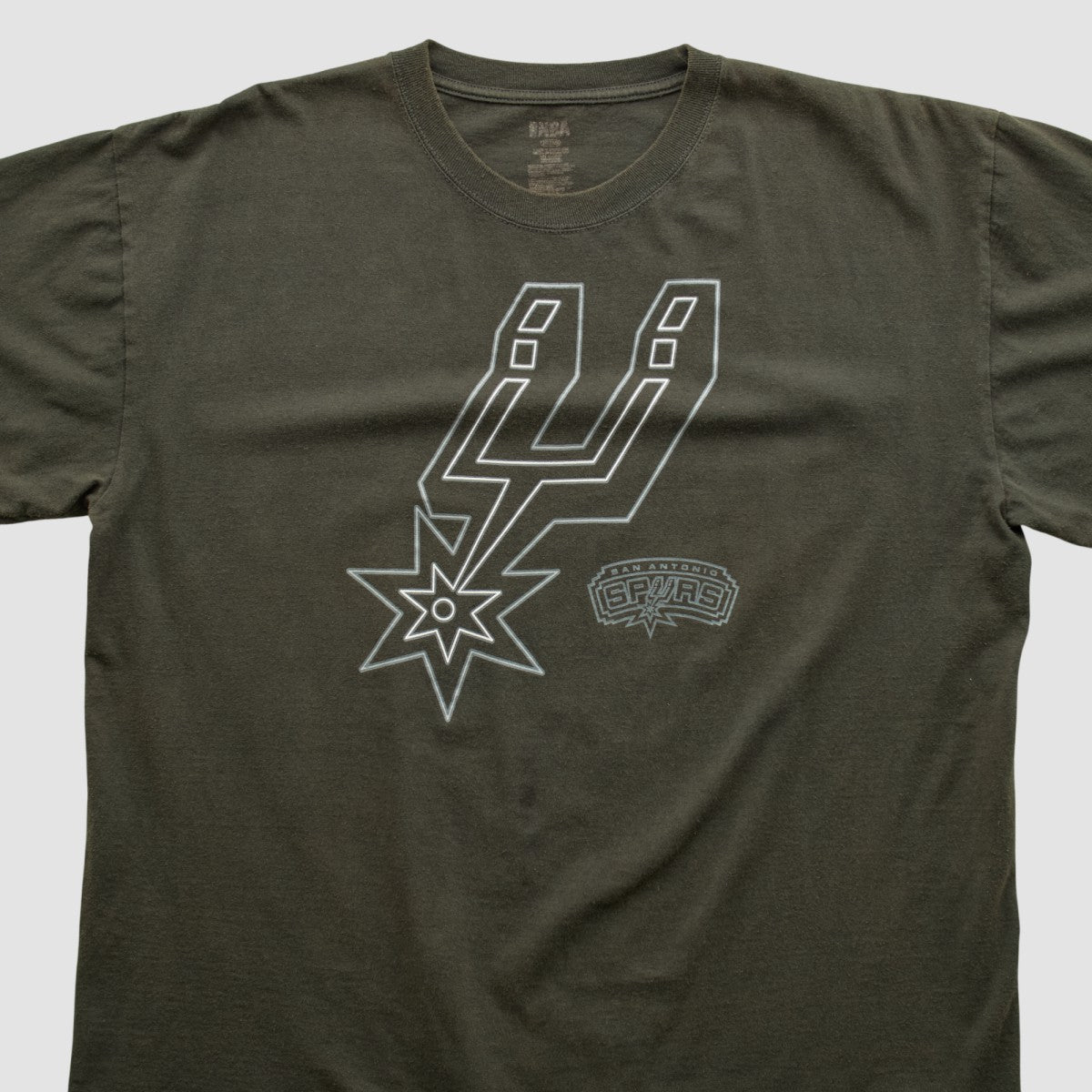 San Antonio Spurs NBA 2000s T-shirt Black Vintage