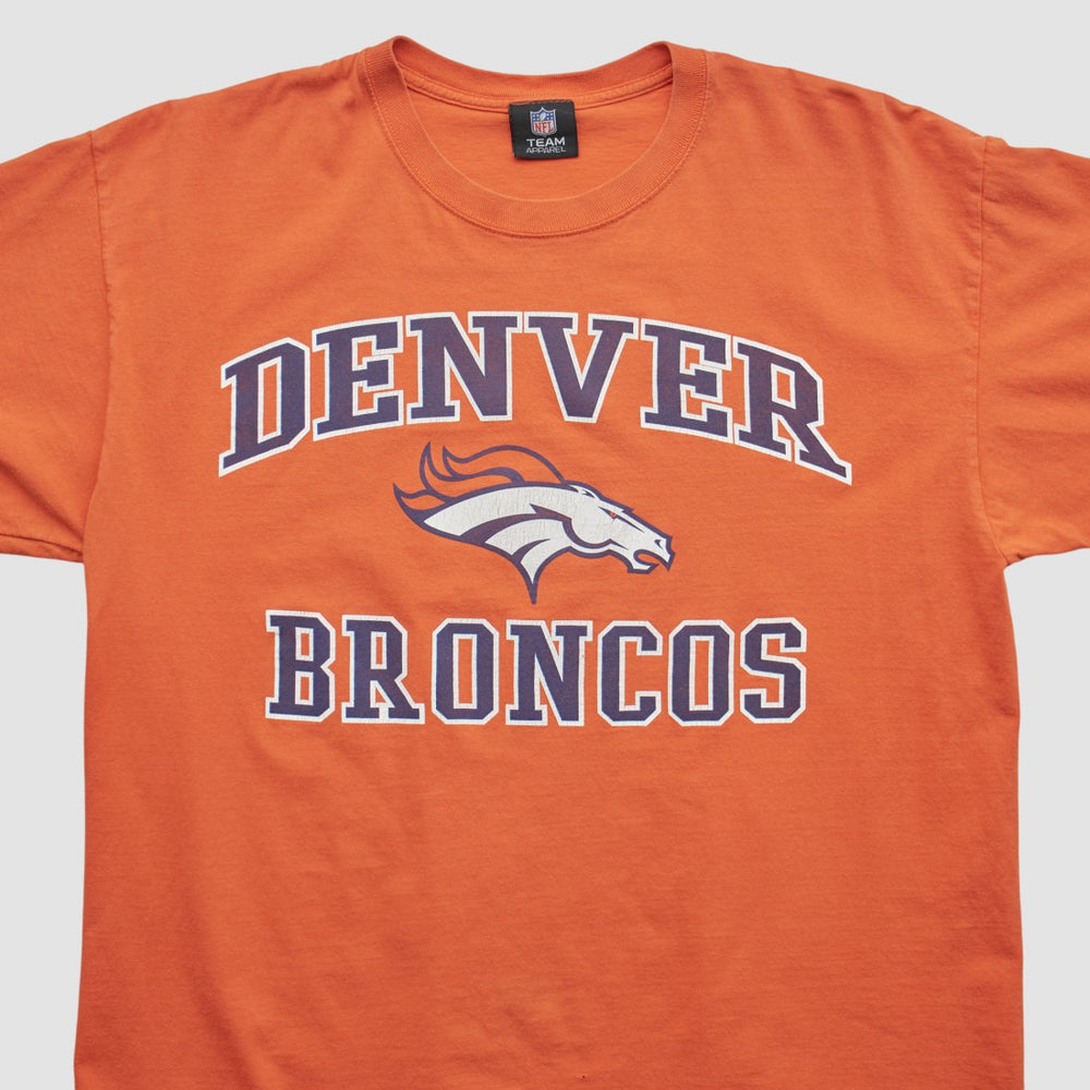 Denver Broncos NFL 2010s T-shirt Orange Vintage