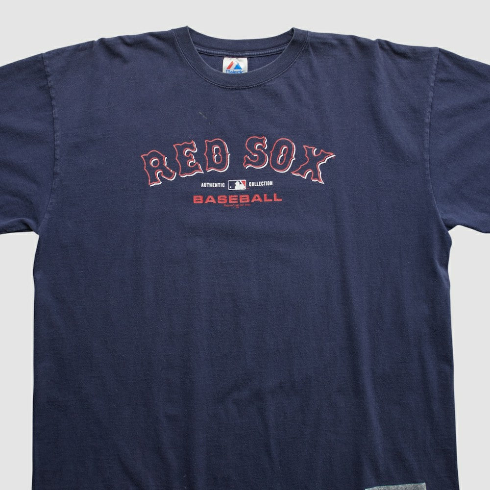Boston Red Sox Majestic 2000s T-shirt - Navy - 2XL by Fanatics Real Vintage T-shirts