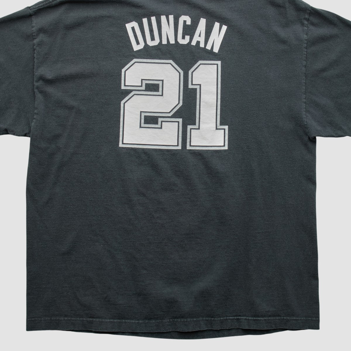 San Antonio Spurs NBA 2000s T-shirt Black Vintage