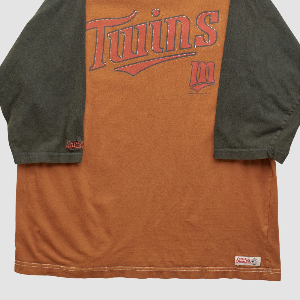Minnesota Twins Stitches 2010s T-shirt - Clay - L by Fanatics Real Vintage T-shirts