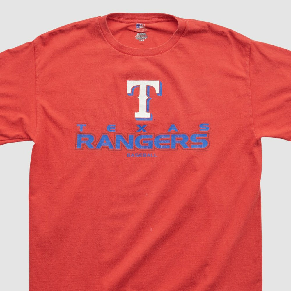Texas Rangers Genuine Merchandise 2000s T-shirt - Red - M by Fanatics Real Vintage T-shirts