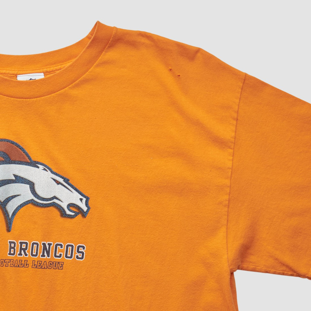 Denver Broncos NFL 2010s T-shirt Orange Vintage