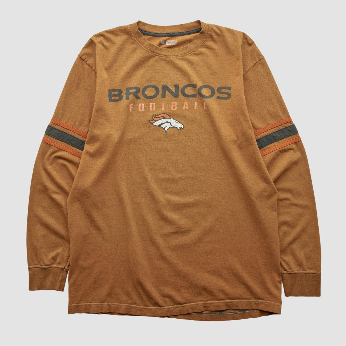 Denver Broncos 2000s Long Sleeve T-shirt Clay Vintage