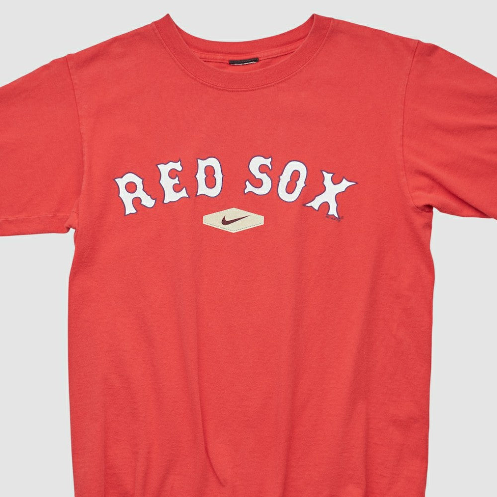 Boston Red Sox Nike 2000s T-shirt - Red - XS by Fanatics Real Vintage T-shirts