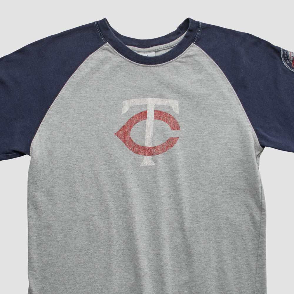 Minnesota Twins Majestic 2000s T-shirt - Heather Gray - S by Fanatics Real Vintage T-shirts